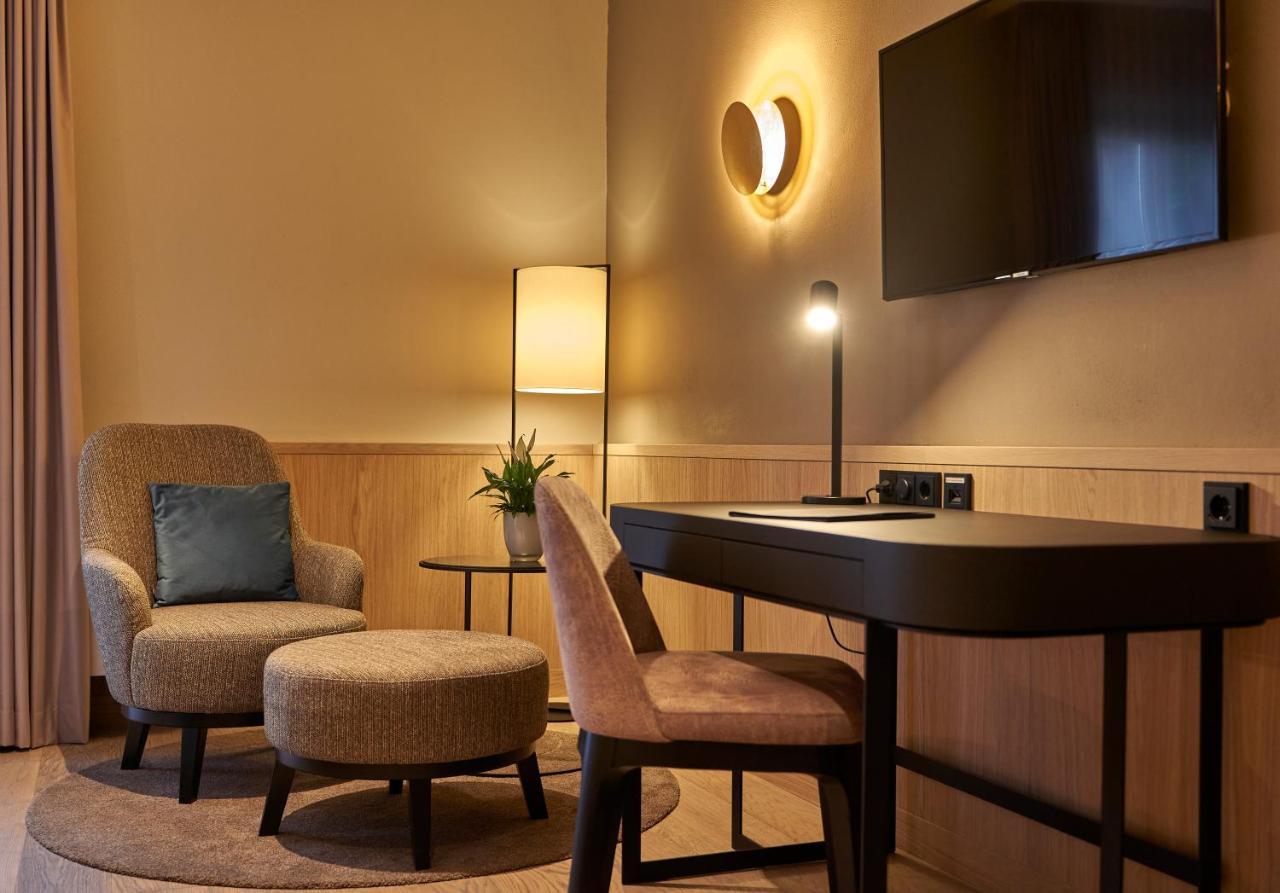 Hotel Zur Waldbahn 4*